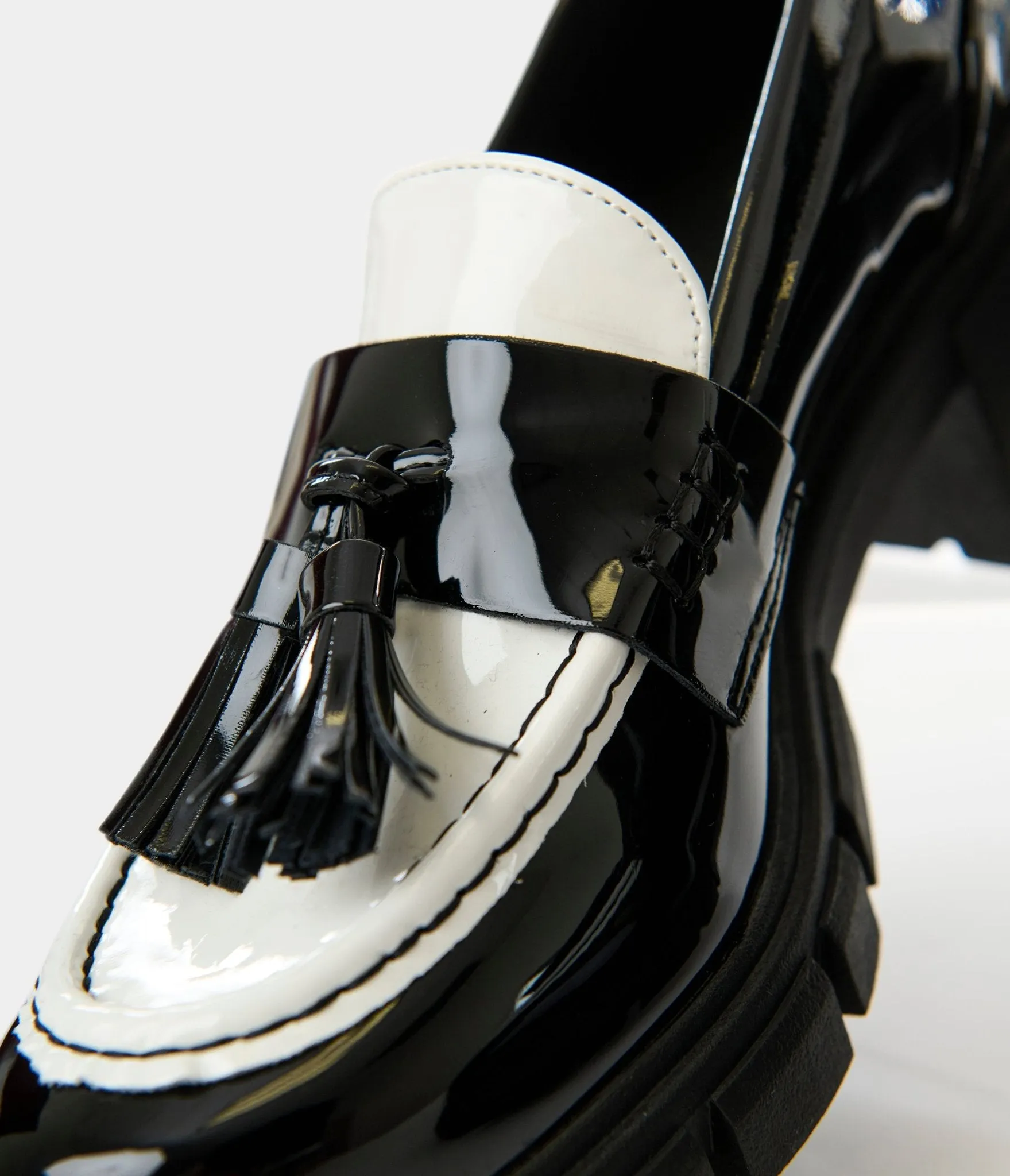 Black & White Patent Leatherette Oxford Shoes