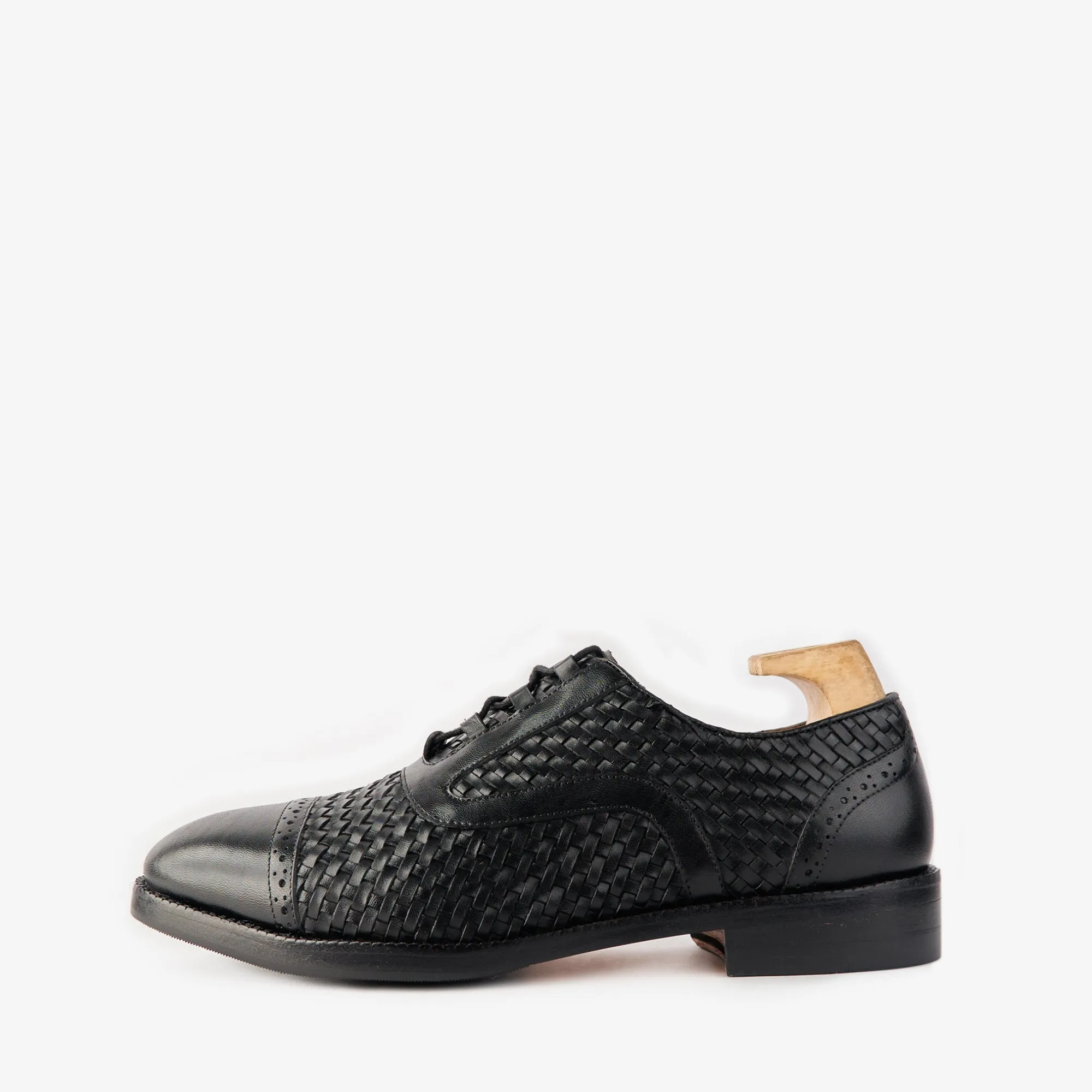 Cashel Black Woven Oxfords