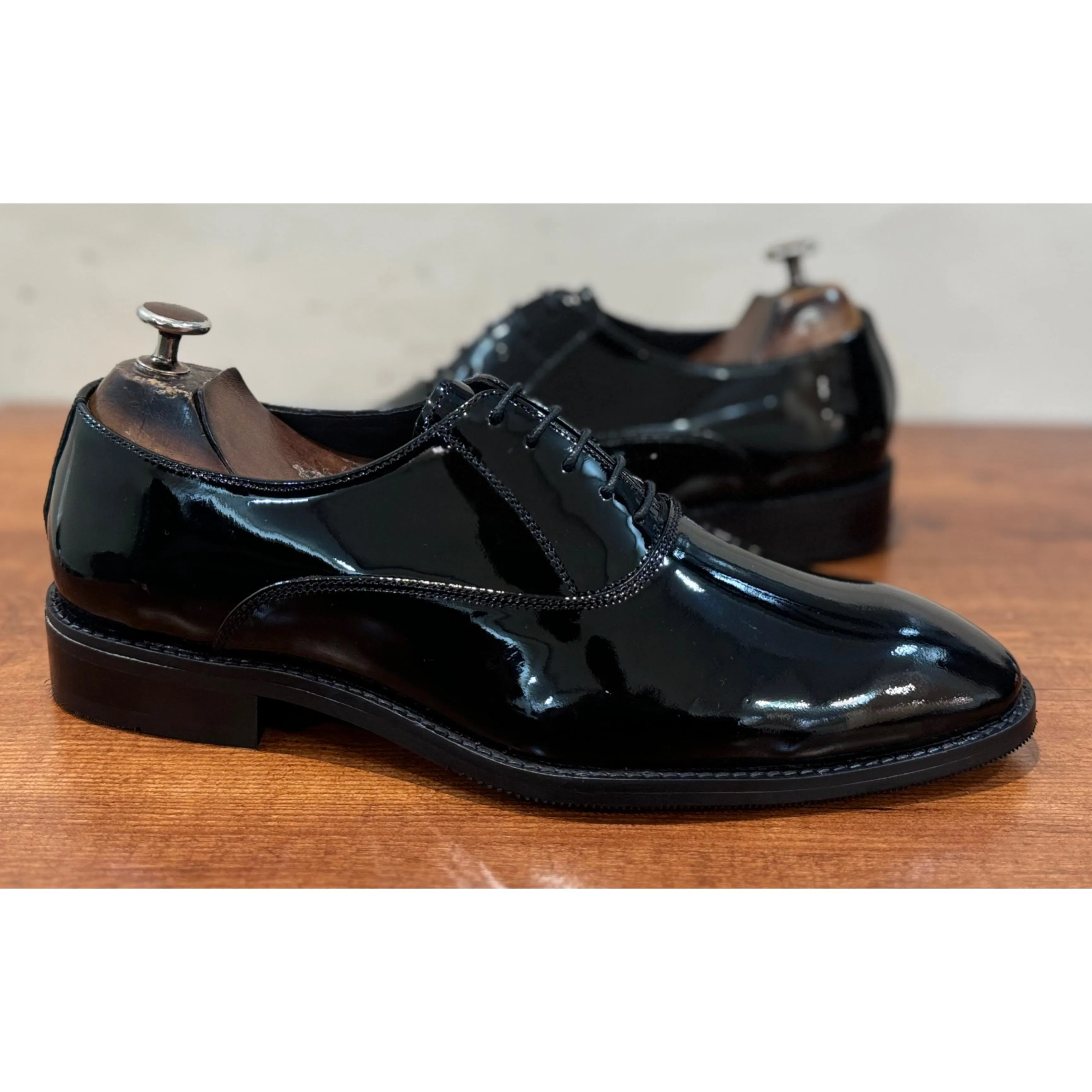 Classic Plain Toe Patent Oxford