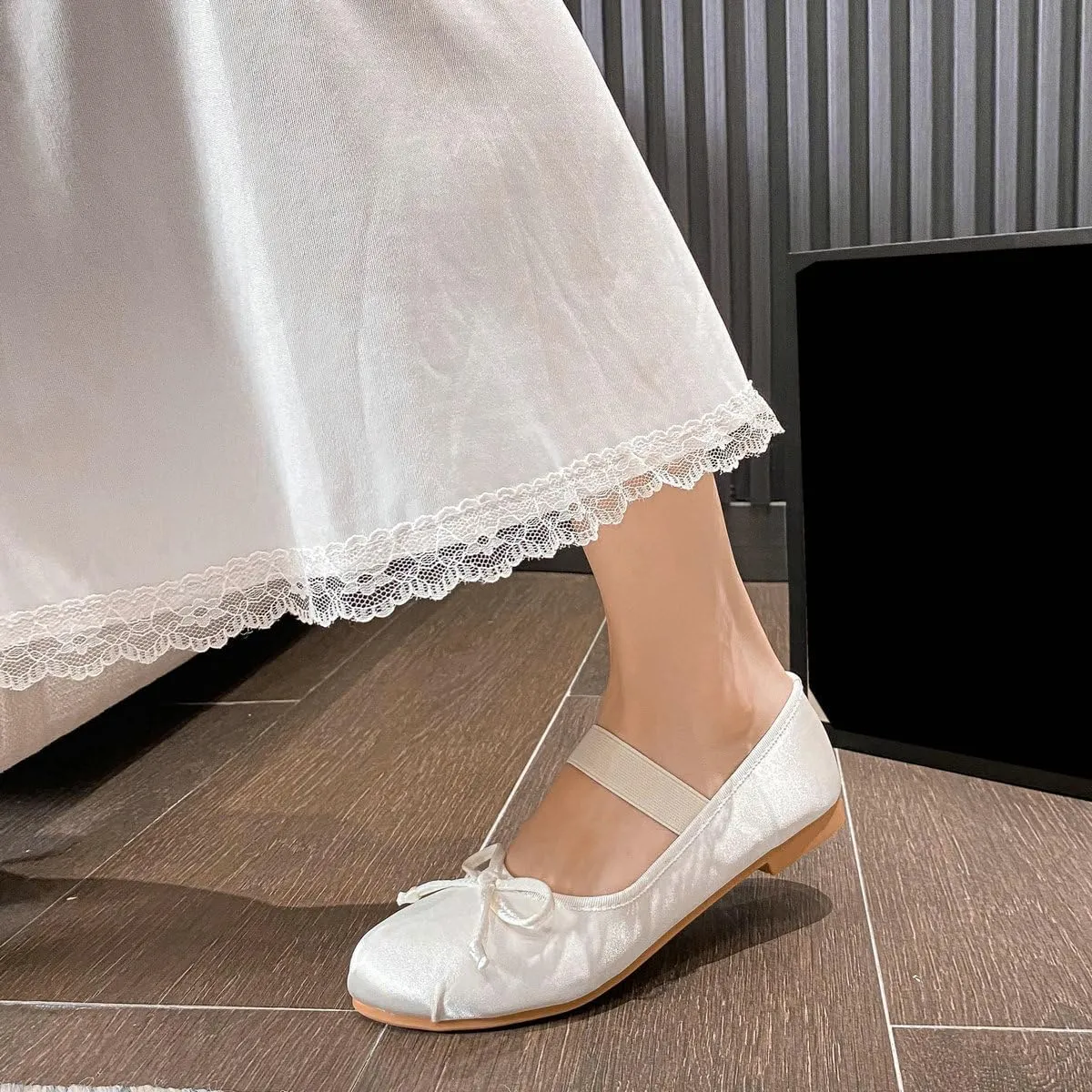 DINTAHA Ballet Flats with Strap Bow Mary Jane Flats for Women,Satin Wedding Dress Shoes