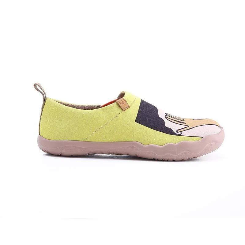 Kiss Female Canvas Slip-ons