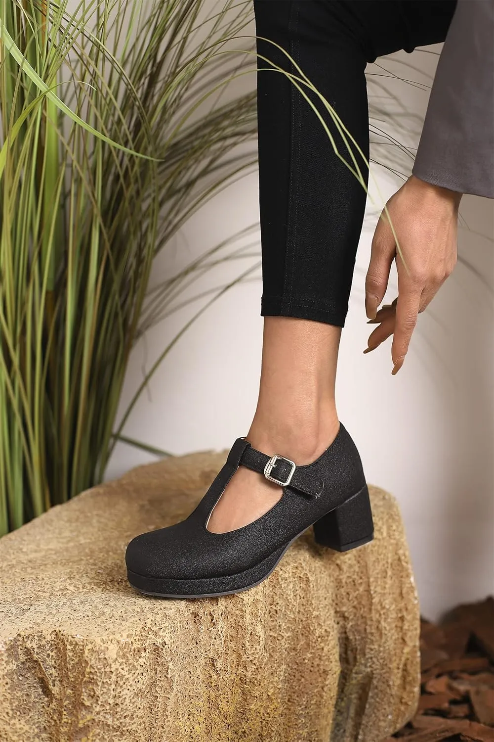 Low Chunky Heels for Women's T-Strap Round Toe Solid Mary Janes Pumps Wedding Dress Pumps
