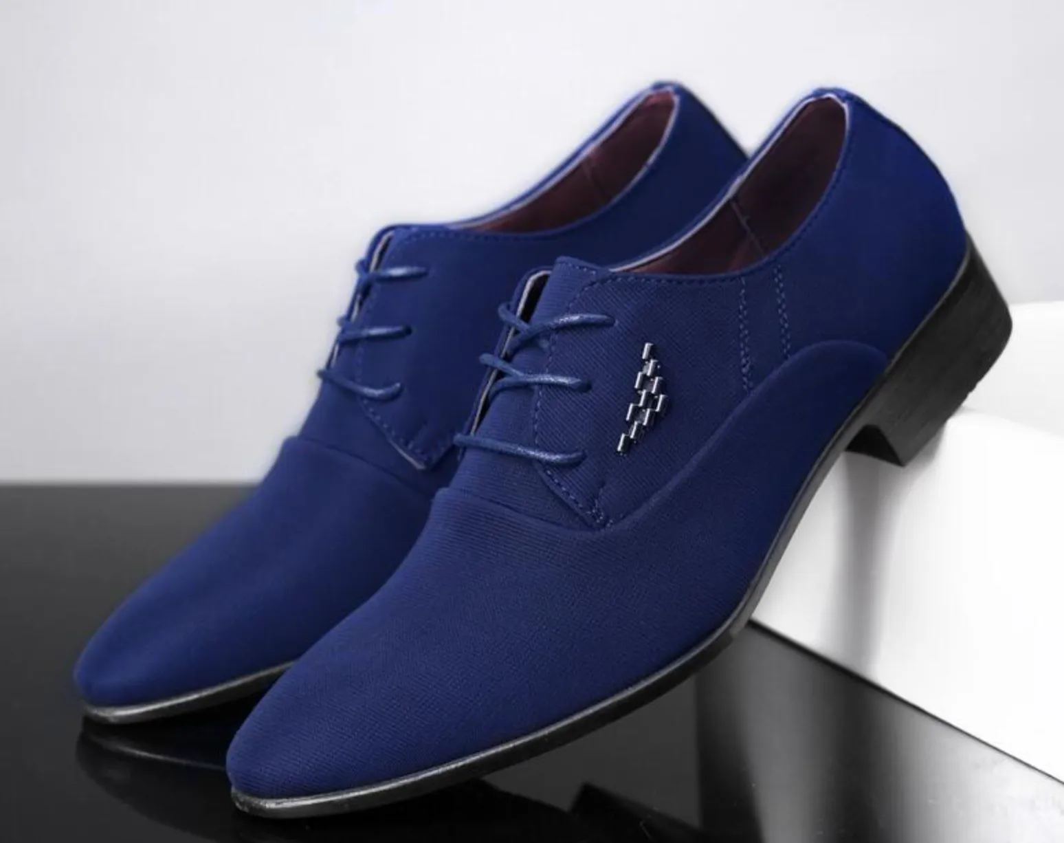 Mens Luxury Classic Canvas Shoes Men Formal Shoes - Many Colours