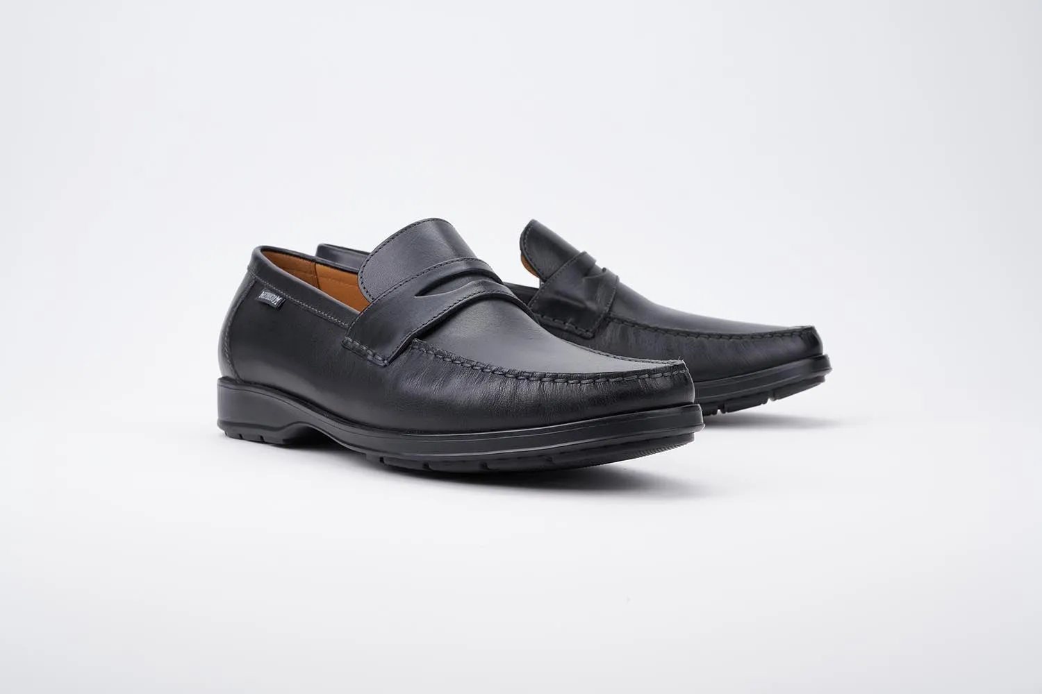 Mephisto Men's Howard Black Smooth Leather Loafer