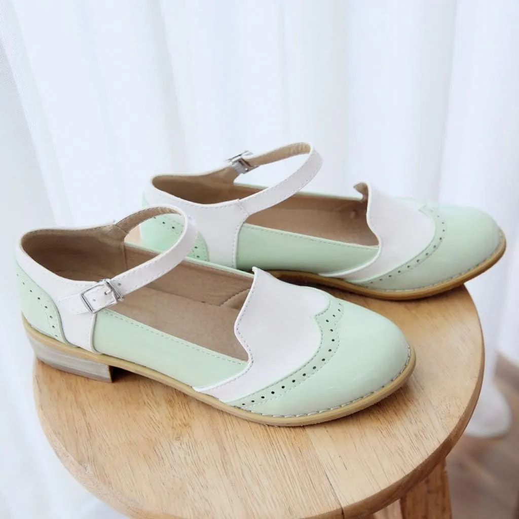 MIOKE Women's Two Tone Flat Mary Jane Oxford Shoes Wingtip Buckle Low Heel Vintage Saddle Oxfords Brogues