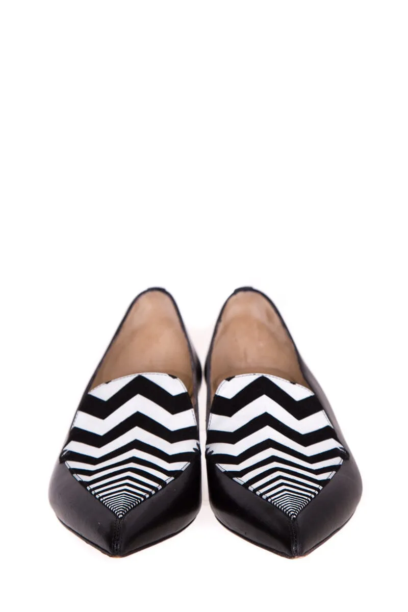 Nicholas Kirkwood Black & White Chevron Pointed Toe Flats SZ 40
