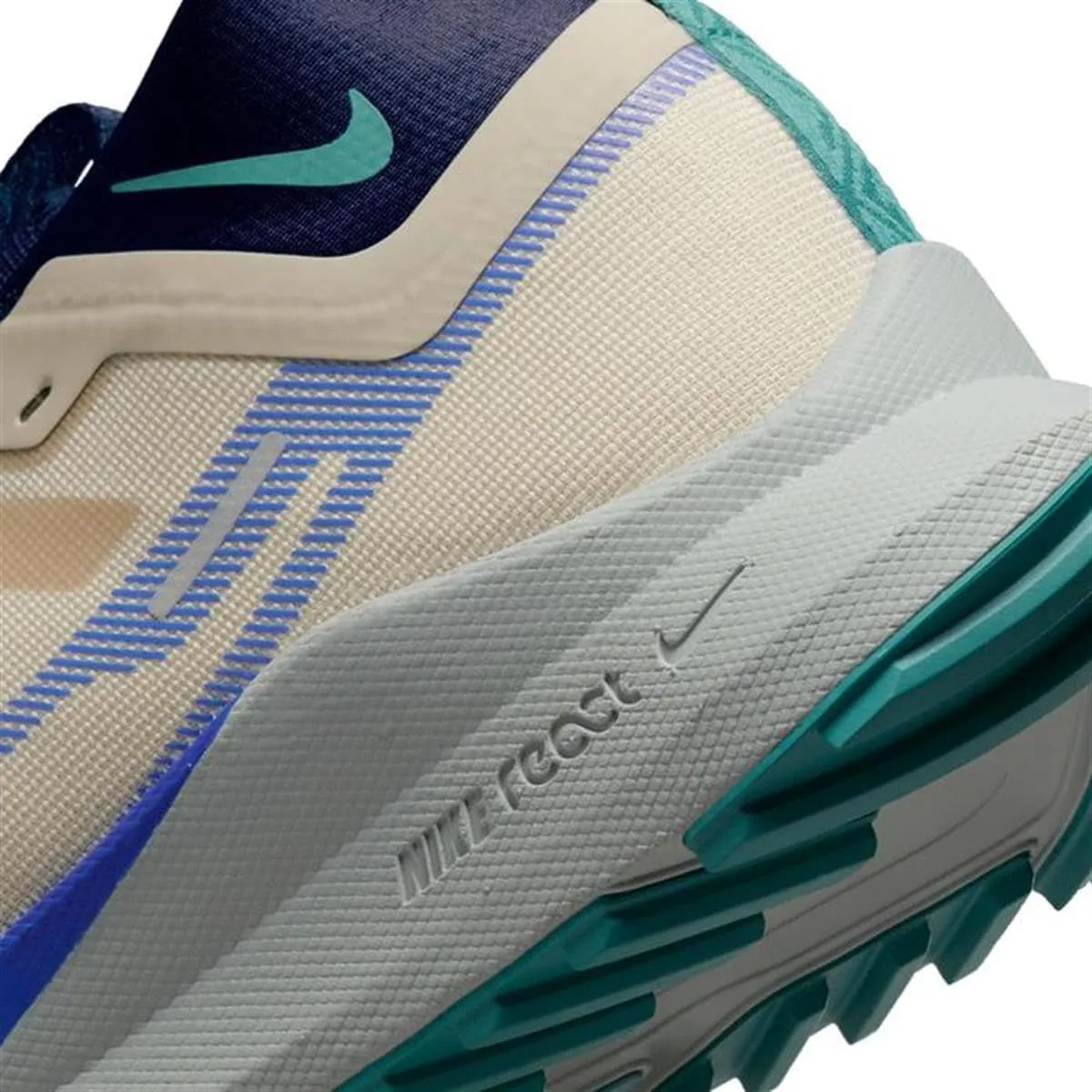 Nike Men's React Peg Trail 4 GTX Su Sneaker