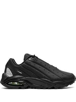 NIKE X DRAKE HOT STEP TERRA NOCTA '' TRIPLE BLACK'' SNEAKERS