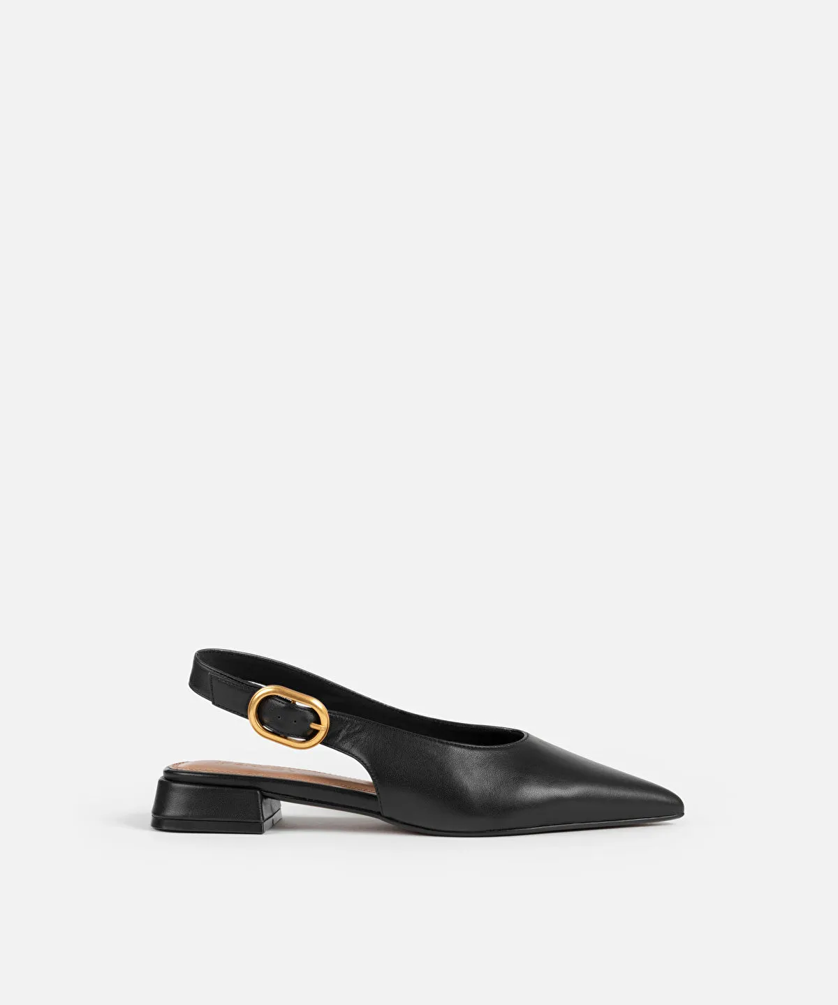 Pointed toe flats