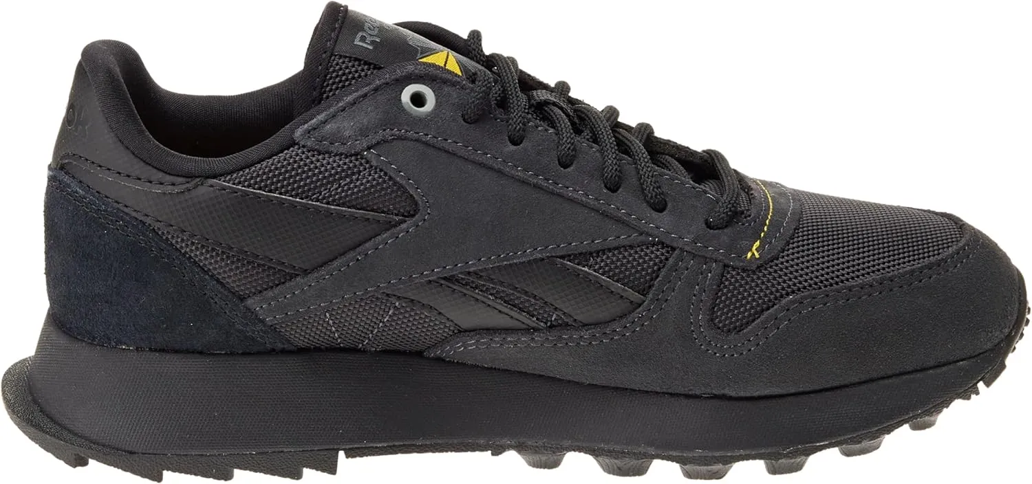 Reebok Unisex-Adult Classic Leather Sneaker
