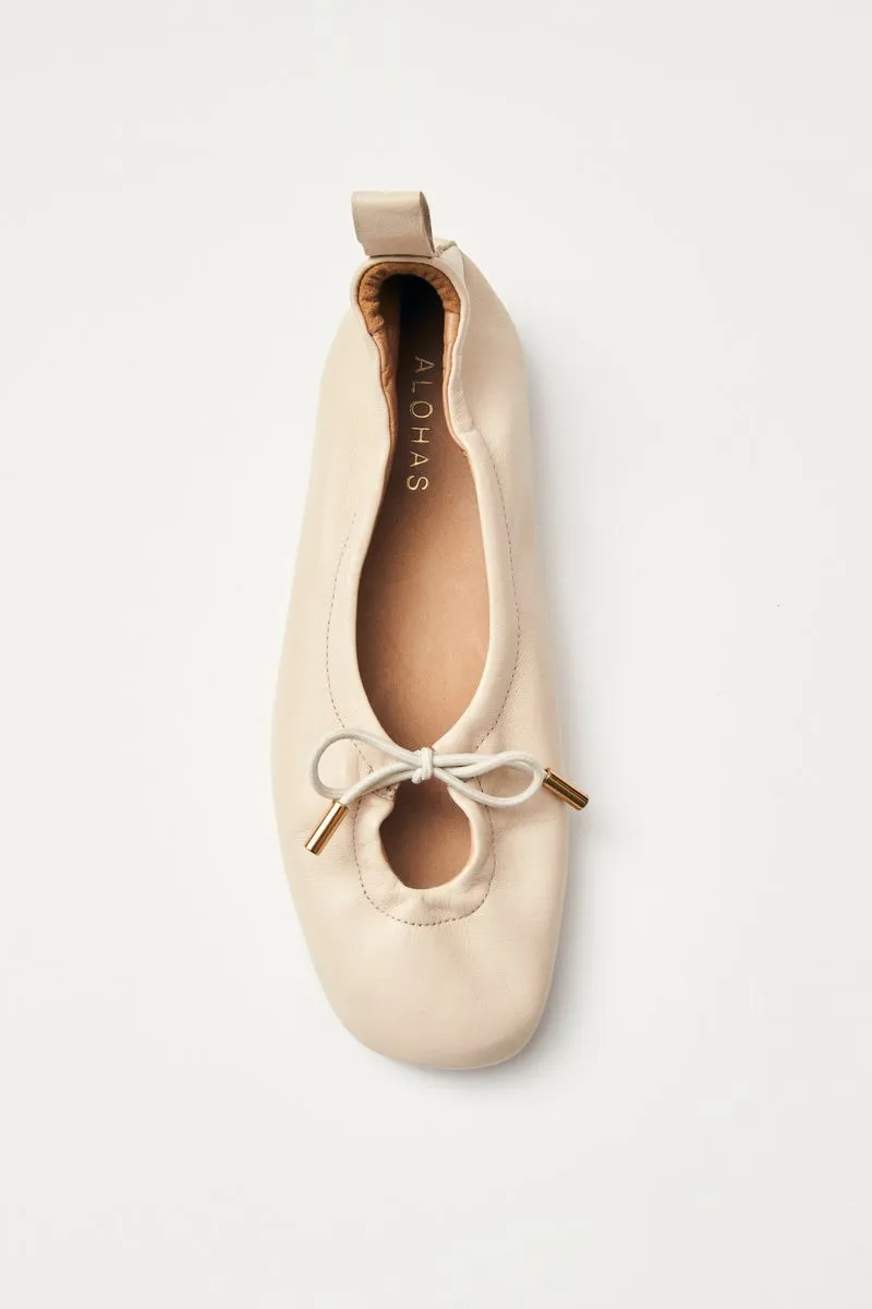 Rosalind Leather Ballet Flats - Cream