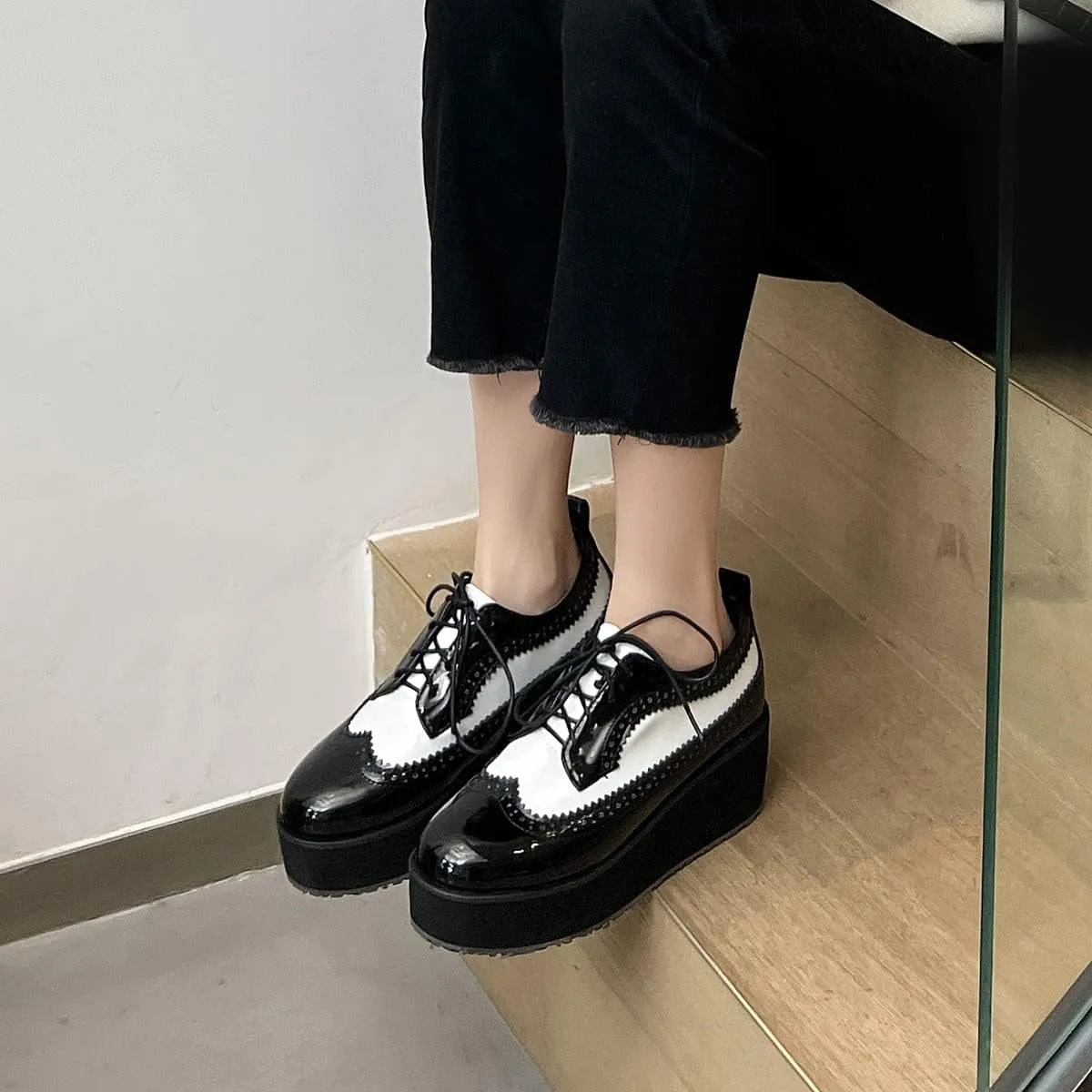 SHEMEE Women's Patent Leather Wedge Heel Platform Oxfords Pumps Wingtip Lace Up Round Toe Brogues Sneaker Shoes