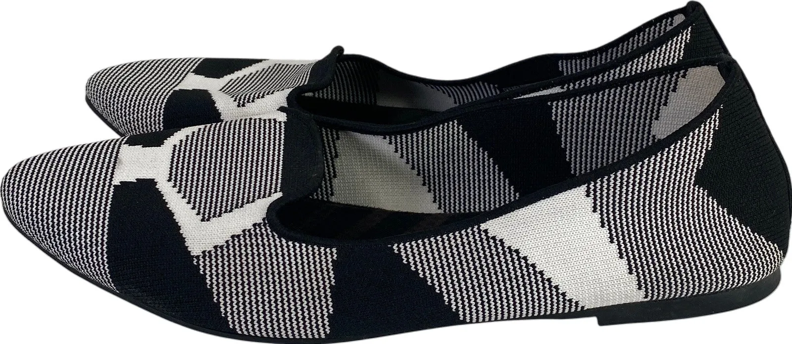 Skechers Women’s Black/White Cleo Sherlock Knit Loafer Skimmer Flats - 9.5