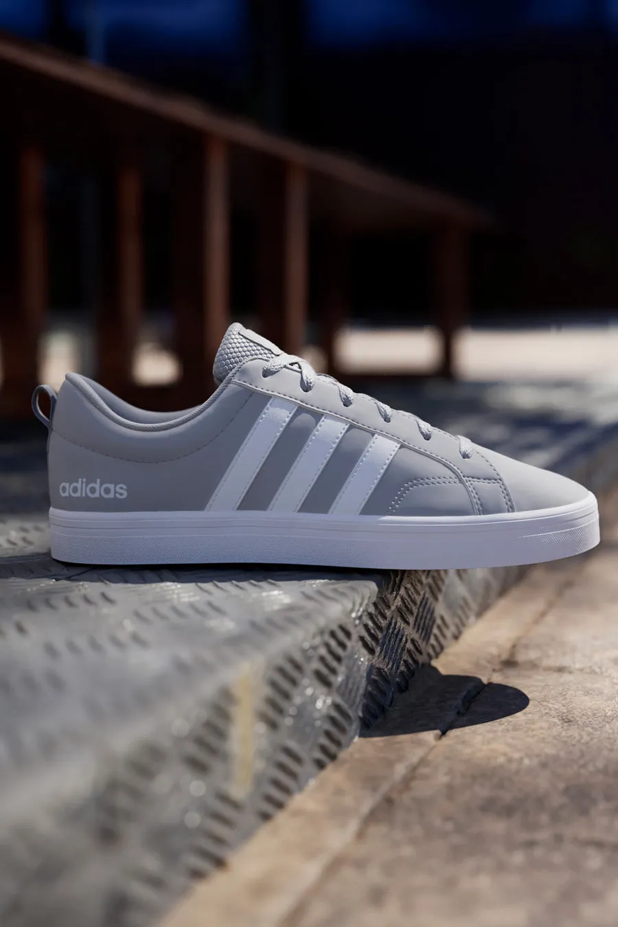 Sneakers Grigie Adidas BREAKNET 2.0