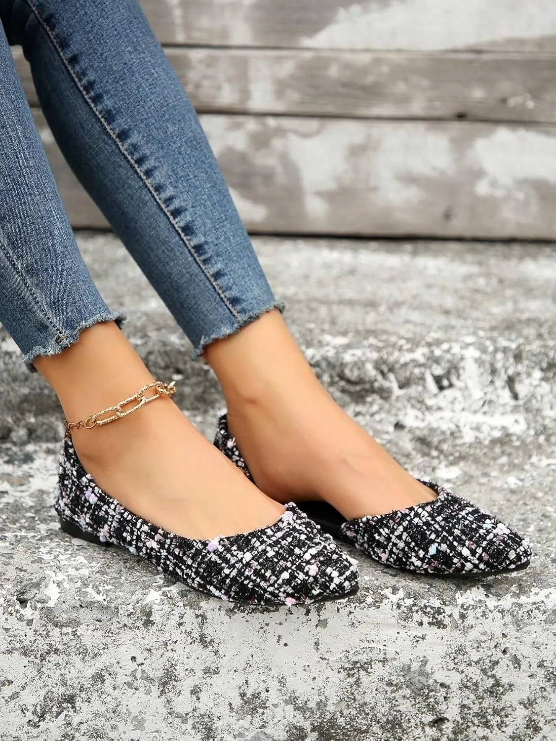 SweatyRocks Women's Pointed Fat Shoes Dressy Comfortable Office Shoes Closed Toe Sandals