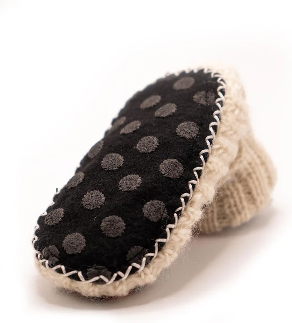 Tibetan Socks Hand Knit Wool Baby Slippers Lined in Fleece With Non Slip Soles For Boys and Girls 0-36 months