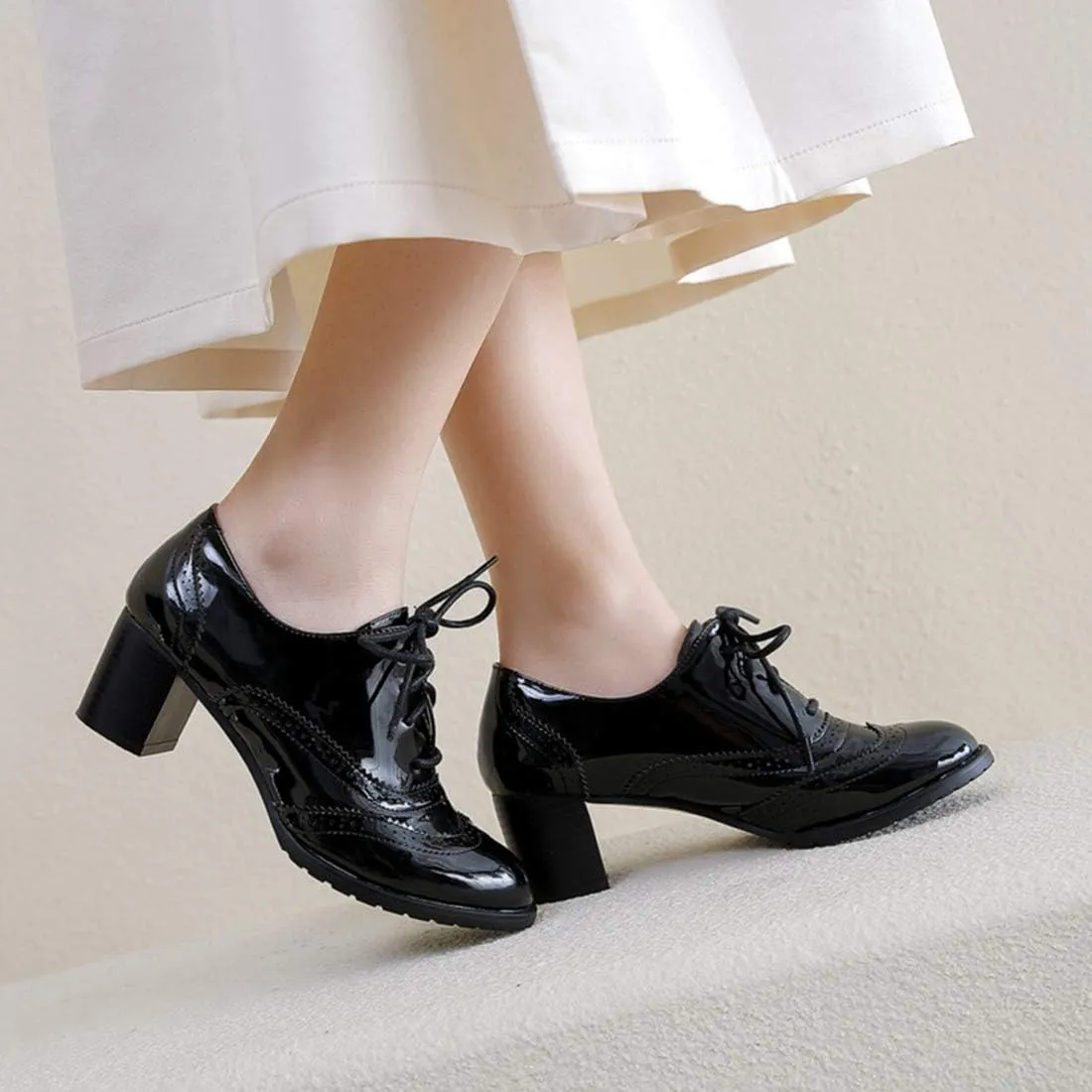 VOKLIN Women's Chunky Block Heel Pump Oxfords Wingtip Lace Up Patent Leather Vintage Brogues Dress Shoes