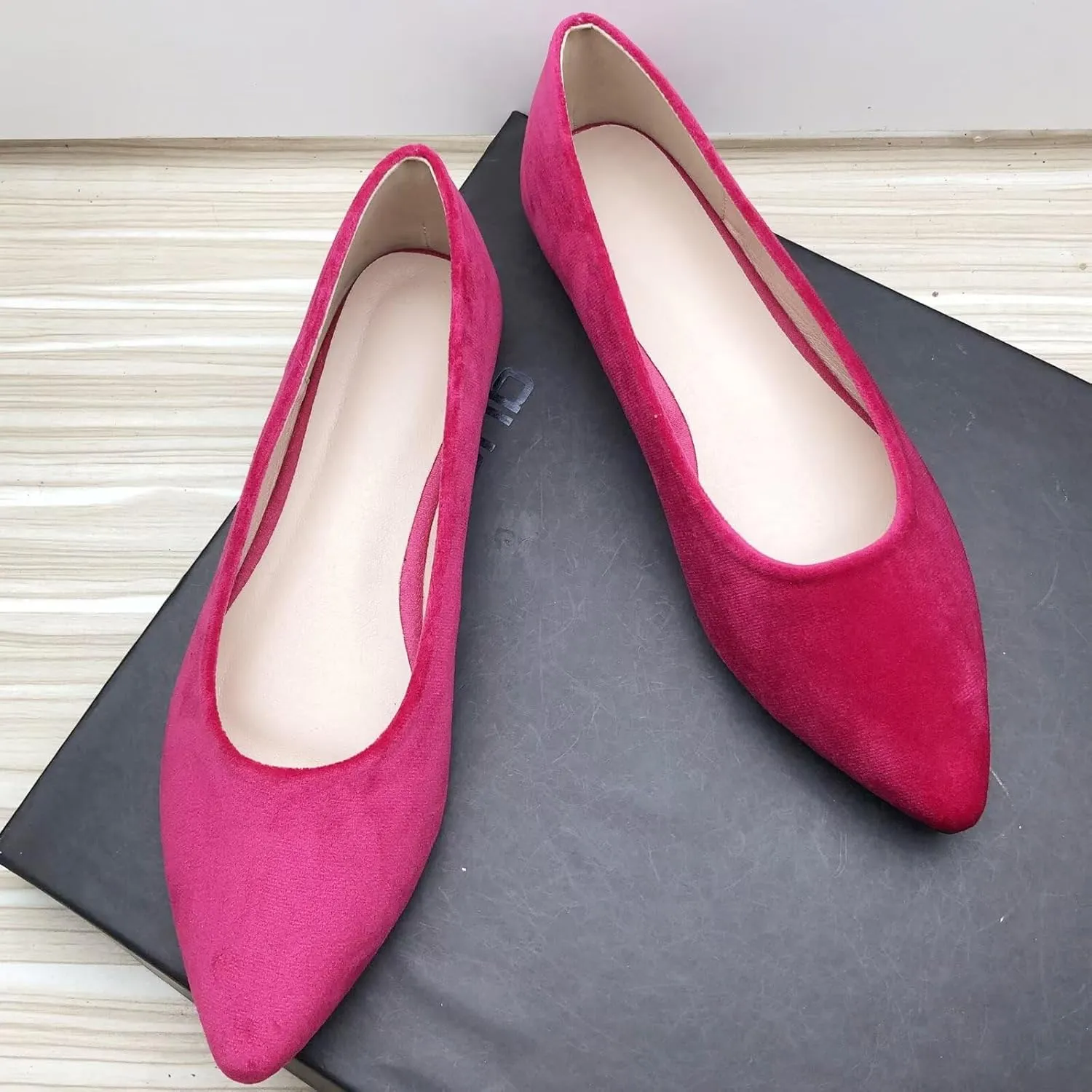 WENJIAZHIZHI Women's Pointed Toe Ballet Flats Elegant Slip-Ons Female Flat Shoes Comfortable Work Shoes Female Loafers