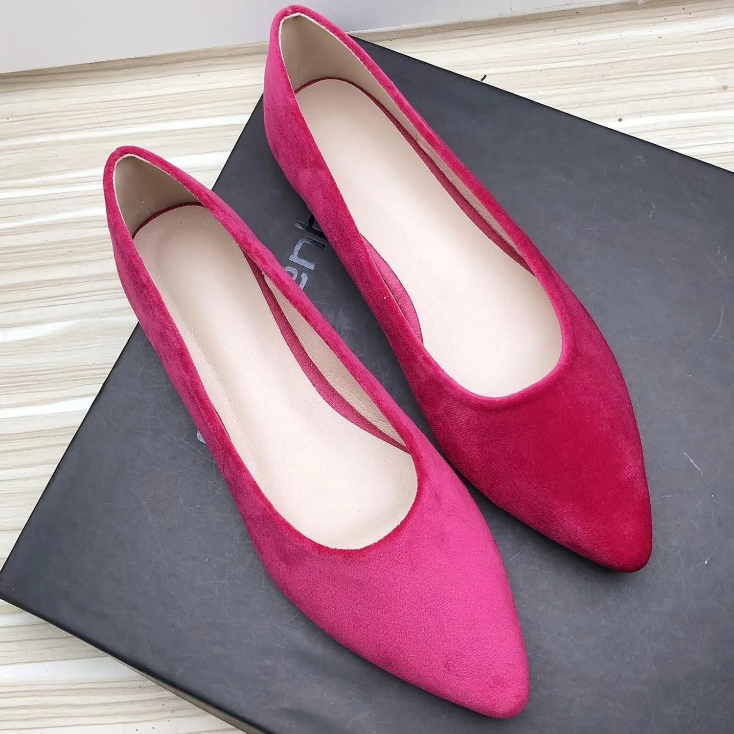 WENJIAZHIZHI Women's Pointed Toe Ballet Flats Elegant Slip-Ons Female Flat Shoes Comfortable Work Shoes Female Loafers