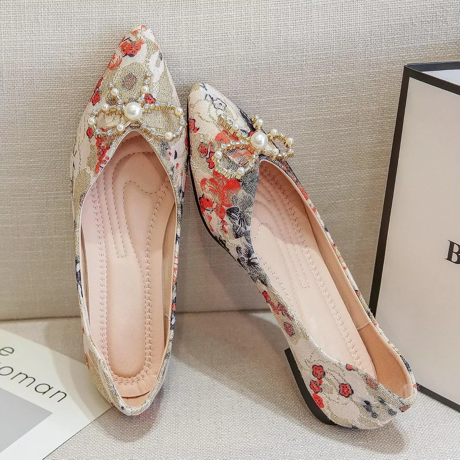 WENJIAZHIZHI Womens Pointed Toe Bow Flats Elegant Floral Print Slip-ons Comfortable Dress Shoes for Party Wedding