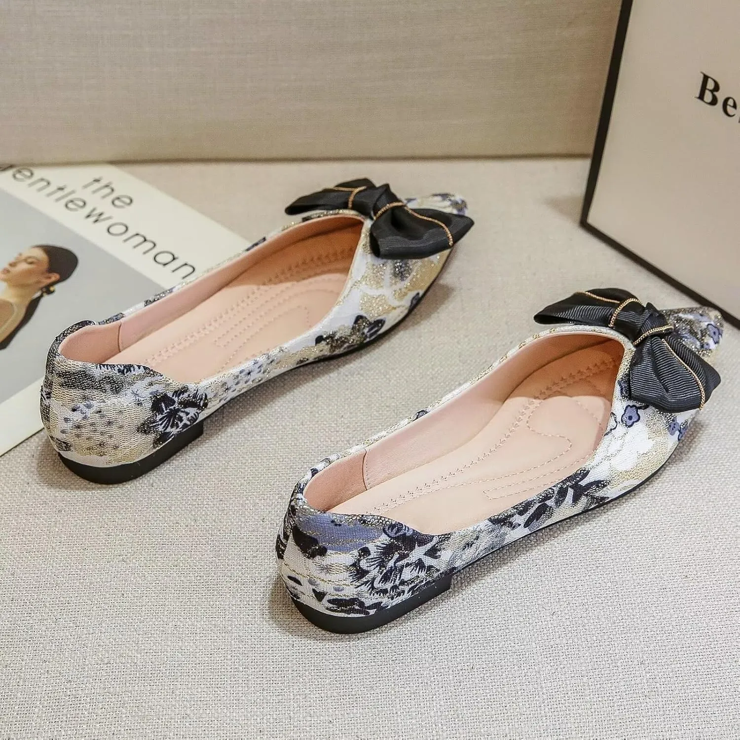 WENJIAZHIZHI Womens Pointed Toe Bow Flats Elegant Floral Print Slip-ons Comfortable Dress Shoes for Party Wedding