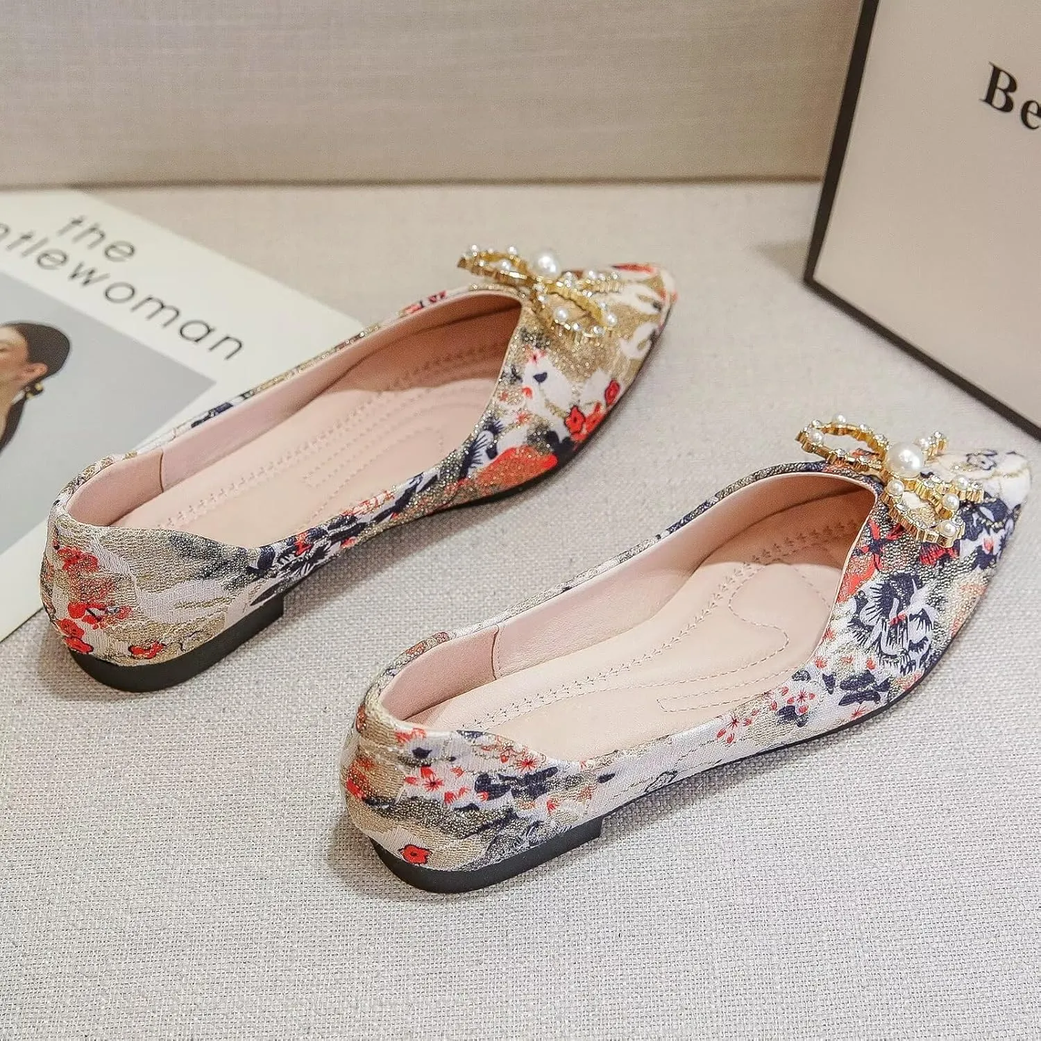 WENJIAZHIZHI Womens Pointed Toe Bow Flats Elegant Floral Print Slip-ons Comfortable Dress Shoes for Party Wedding