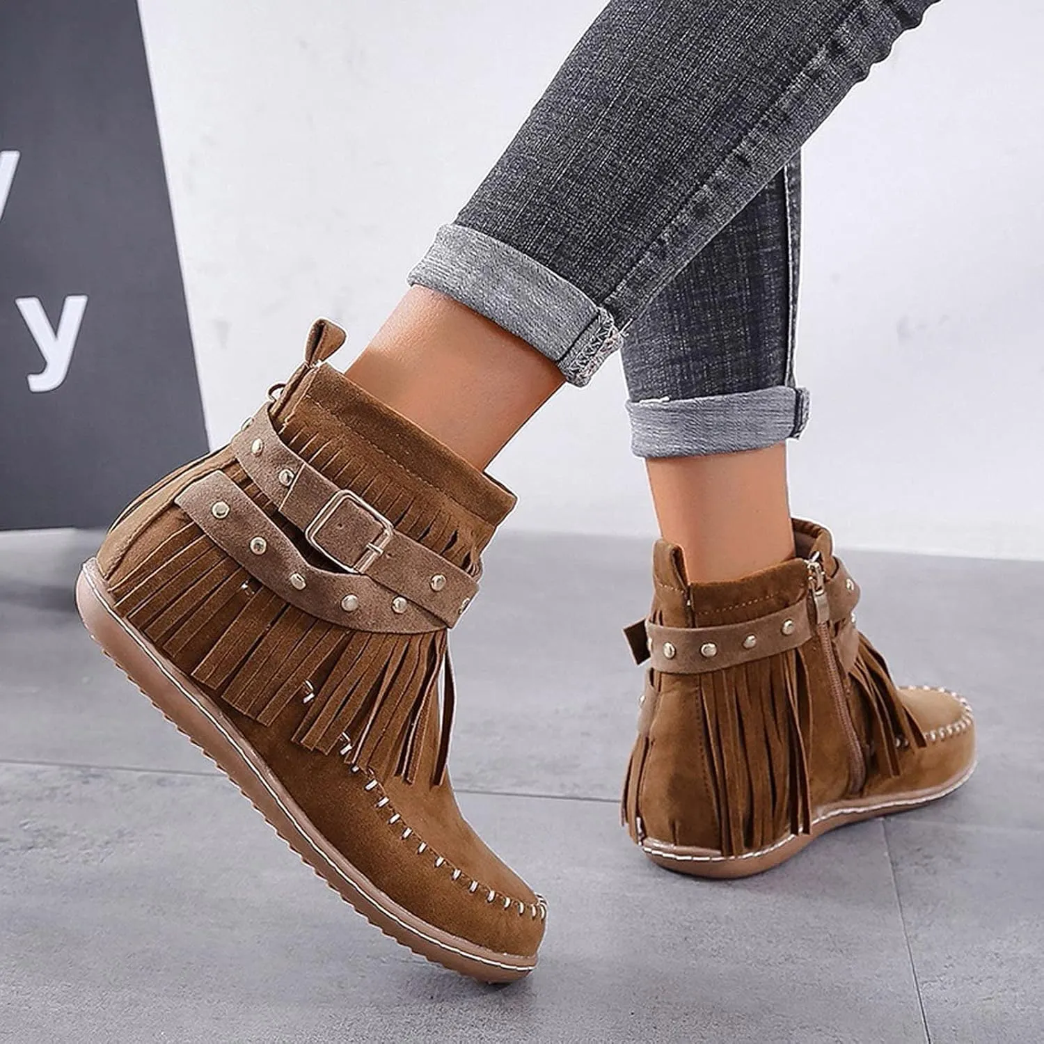 Women's Fringe Side-Zip Boot,Women's Suede Fringe Ankle Boots Wide Round Toe Flats Winter Warm Fashionable Western Outdoor Short Boots Boho Tassel Studded Slip On Booties with Zipper